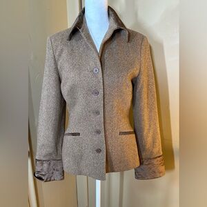 Alain Manoukian jacket, Size 6, winter weight, Tan/Brown